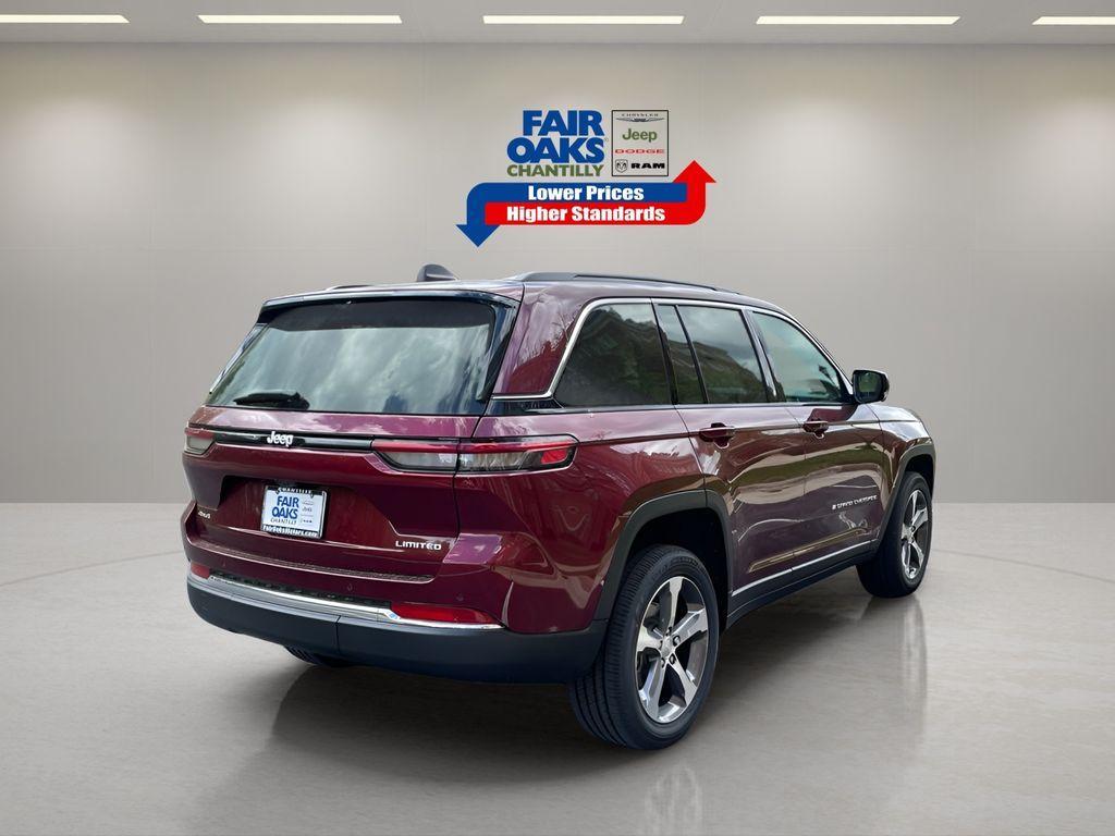 new 2025 Jeep Grand Cherokee car, priced at $49,833