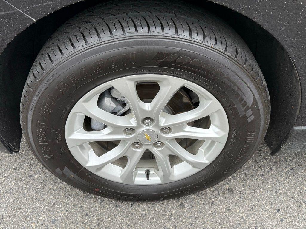 used 2021 Chevrolet Equinox car, priced at $18,058
