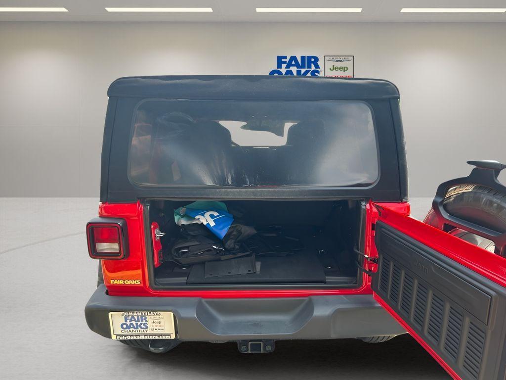used 2022 Jeep Wrangler Unlimited car, priced at $33,550