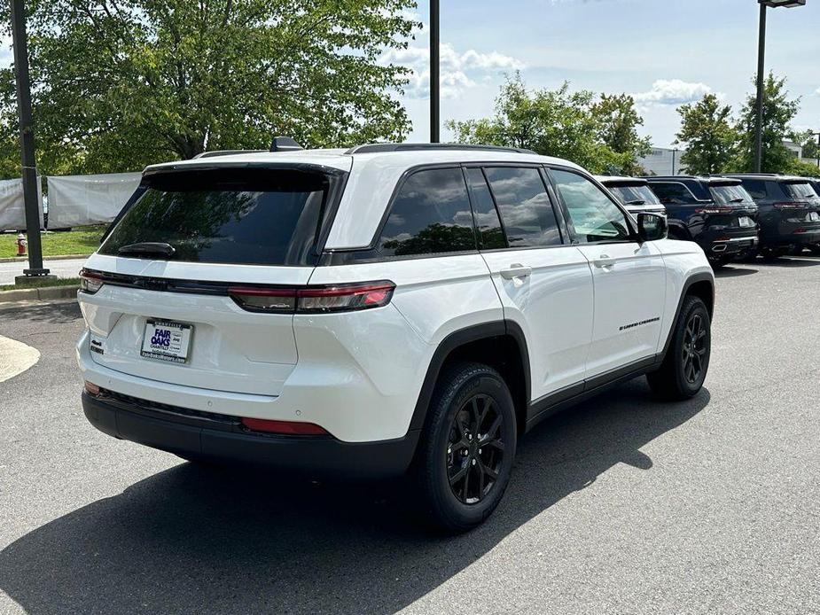 new 2024 Jeep Grand Cherokee car, priced at $38,054