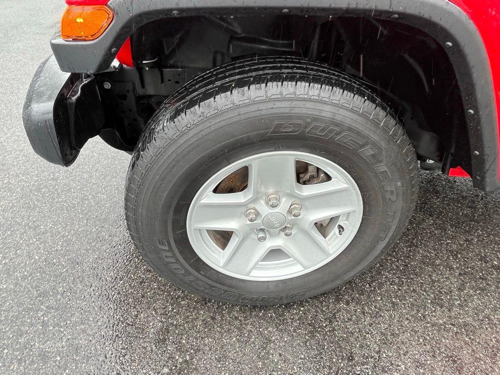 used 2022 Jeep Gladiator car, priced at $30,529