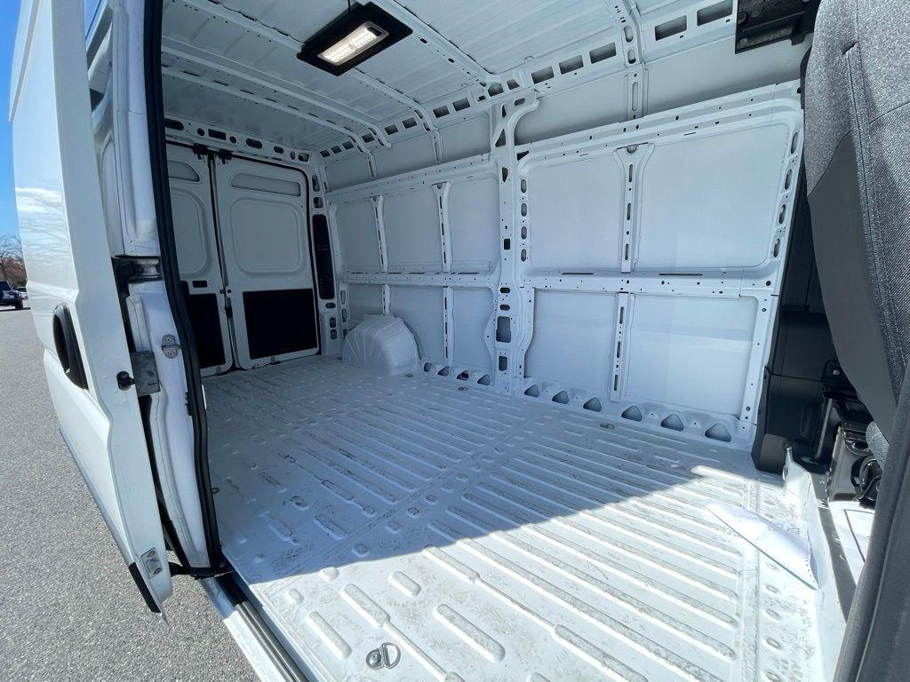 new 2025 Ram ProMaster 2500 car, priced at $51,943