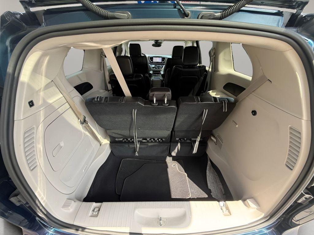 used 2024 Chrysler Pacifica Hybrid car, priced at $32,997