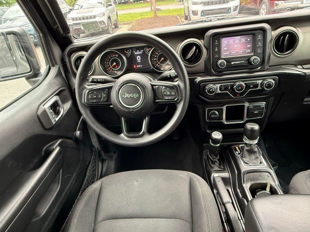 used 2021 Jeep Gladiator car, priced at $25,307