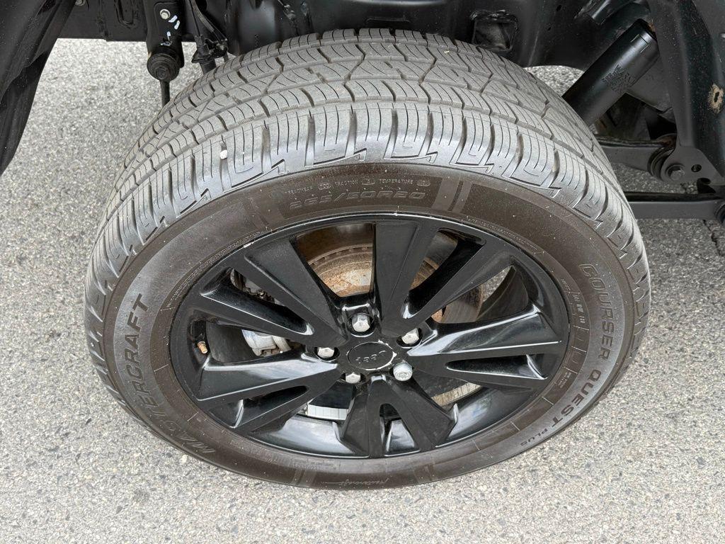 used 2021 Jeep Gladiator car, priced at $25,307