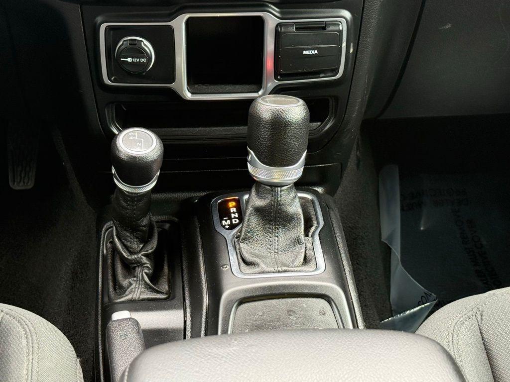 used 2021 Jeep Gladiator car, priced at $25,307