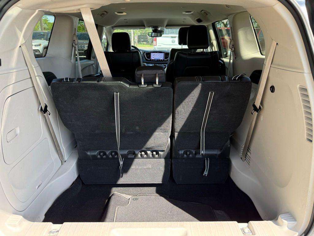 used 2023 Chrysler Pacifica Hybrid car, priced at $21,799