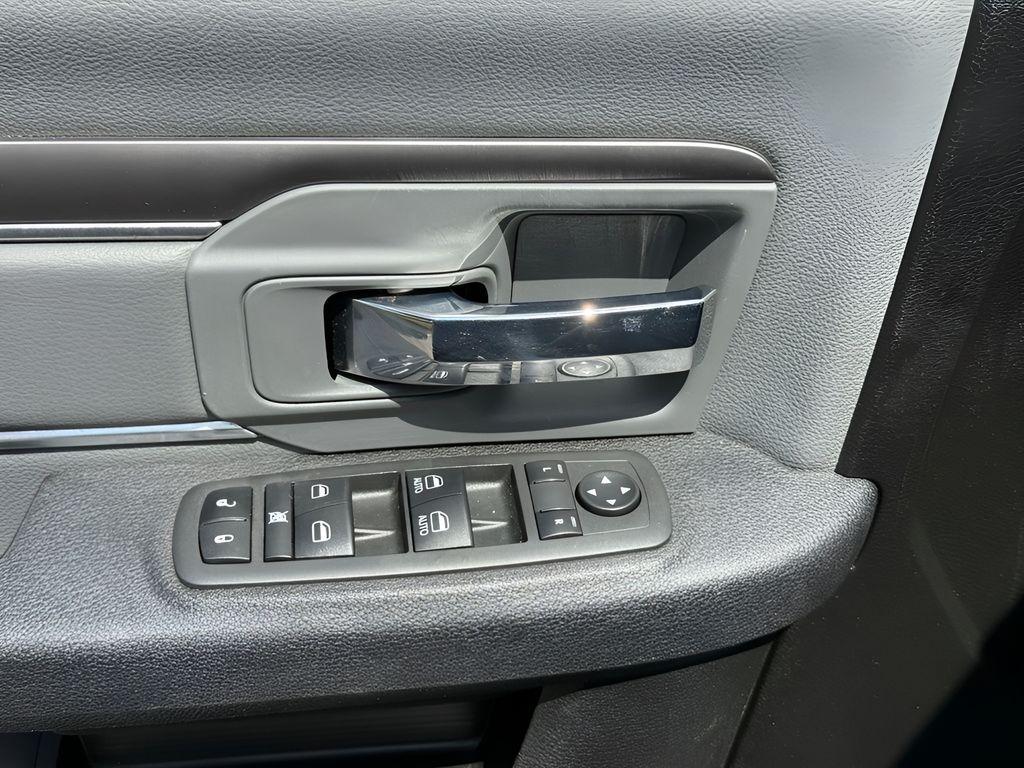 used 2022 Ram 1500 Classic car, priced at $26,279