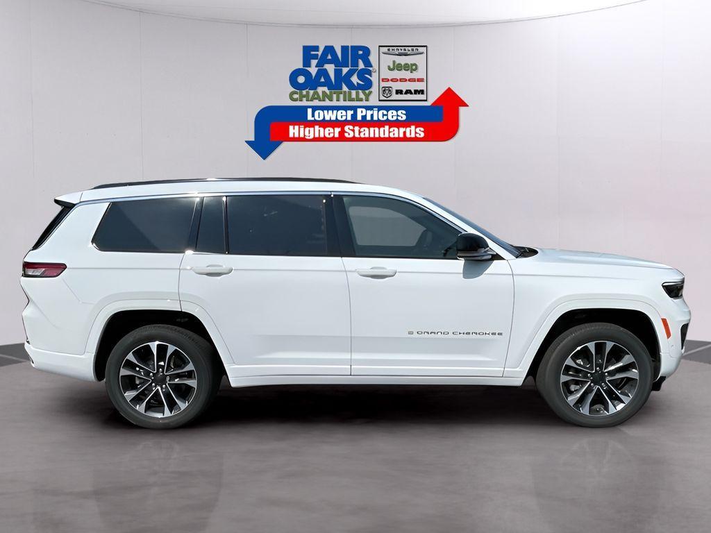 new 2025 Jeep Grand Cherokee L car, priced at $49,379