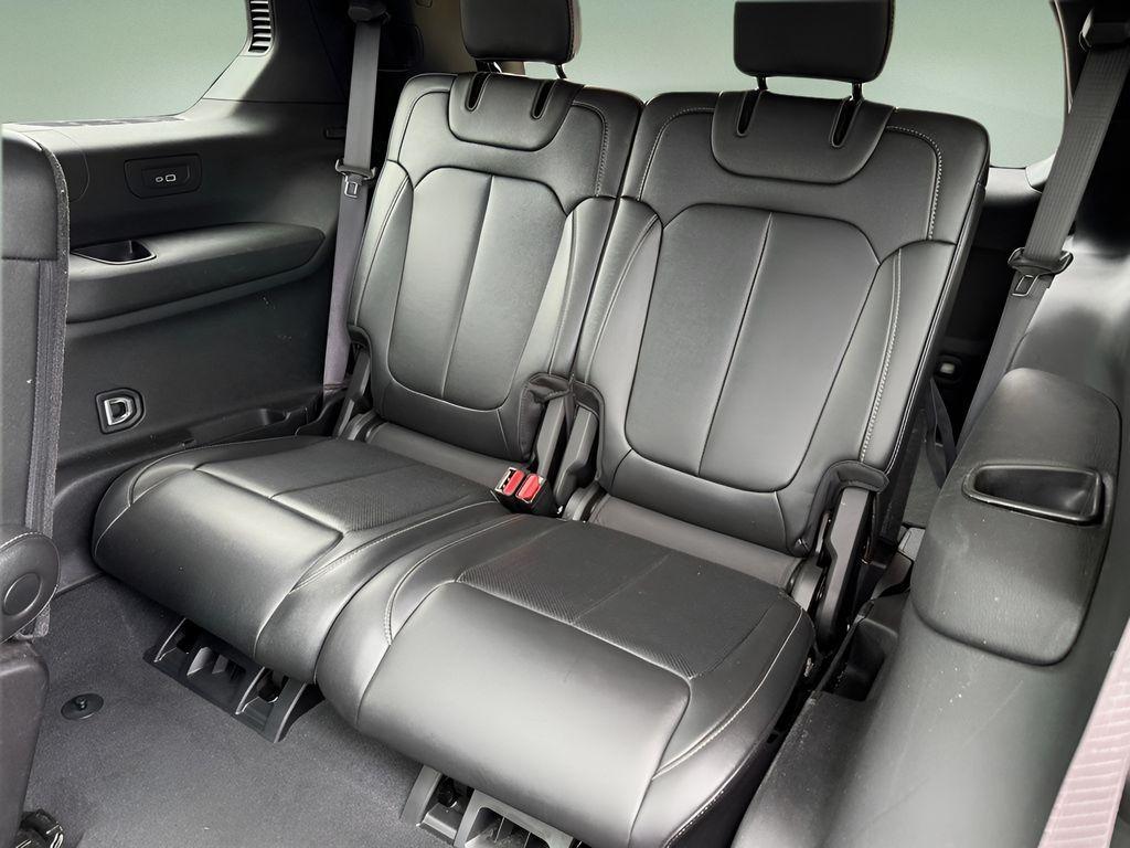 used 2024 Jeep Grand Cherokee L car, priced at $40,954