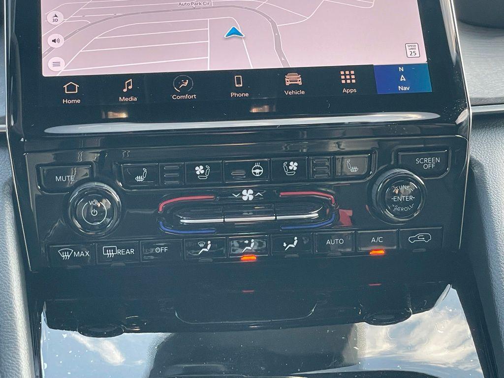 new 2025 Jeep Grand Cherokee L car, priced at $62,897