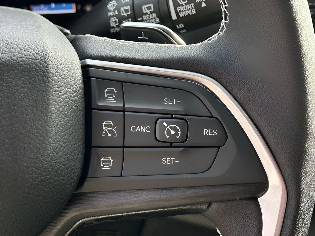 new 2025 Jeep Grand Cherokee car, priced at $41,469