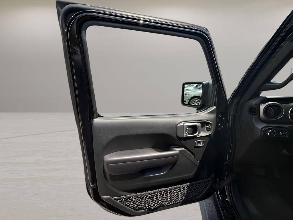 used 2020 Jeep Wrangler Unlimited car, priced at $28,216