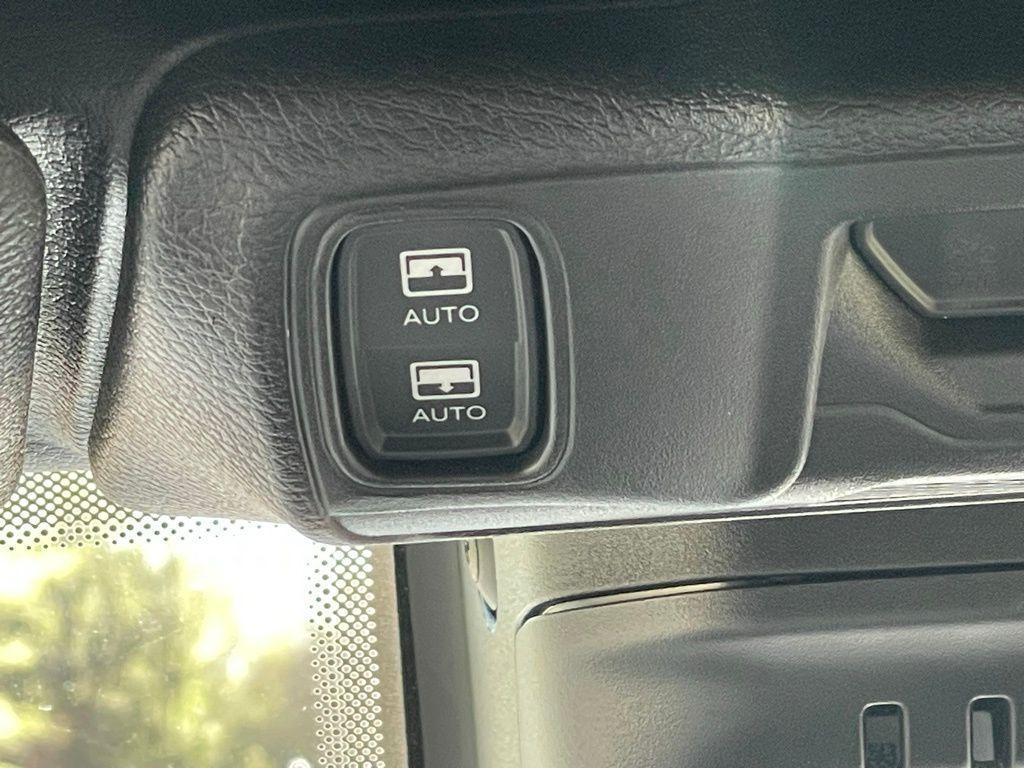 new 2025 Jeep Wrangler car, priced at $46,102