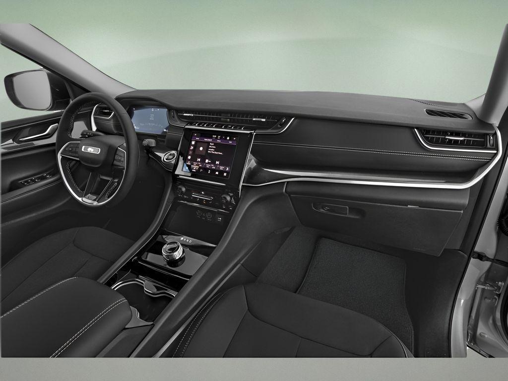 new 2025 Jeep Grand Cherokee L car, priced at $39,604