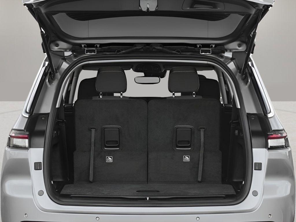 new 2025 Jeep Grand Cherokee L car, priced at $39,946