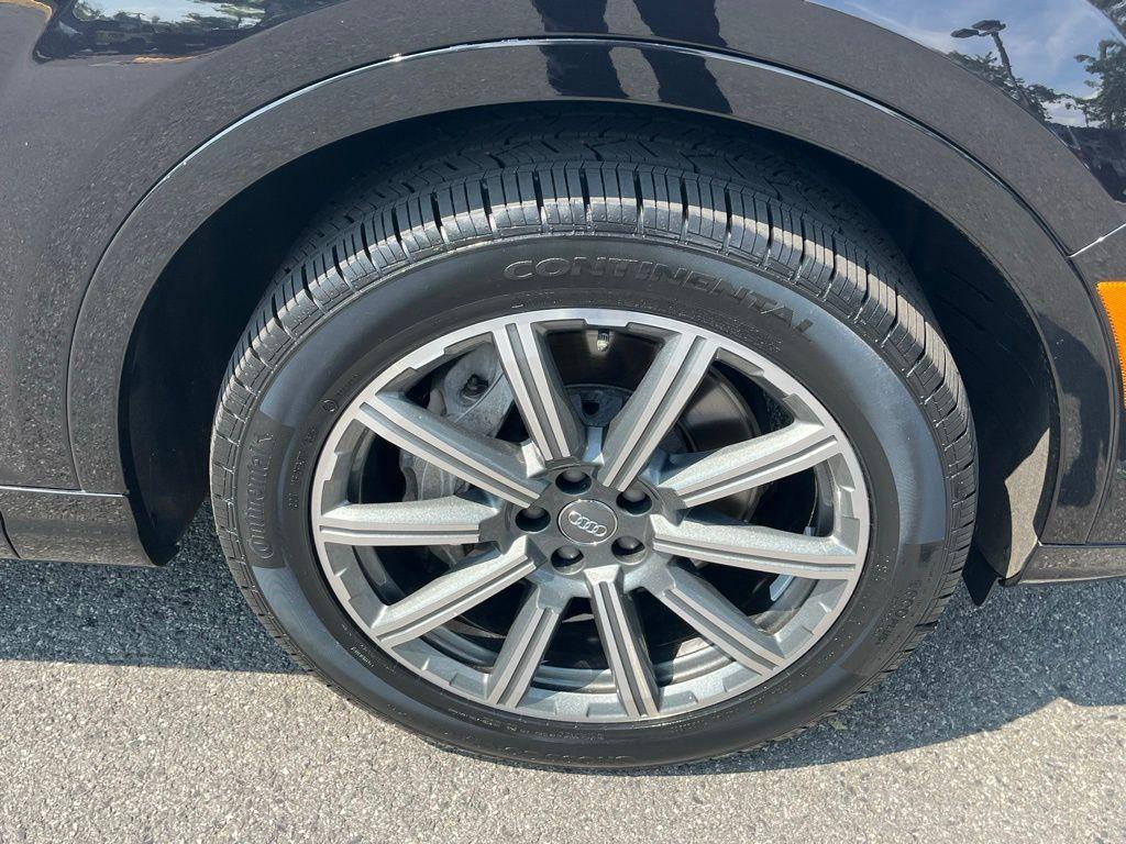 used 2019 Audi Q7 car, priced at $22,165