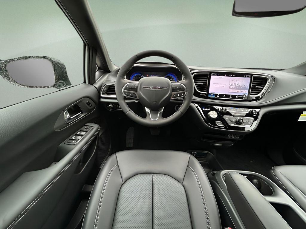 new 2025 Chrysler Pacifica car, priced at $34,969