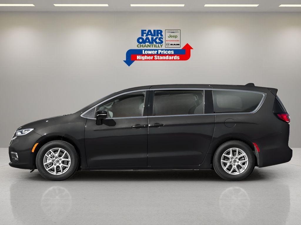 new 2025 Chrysler Pacifica car, priced at $43,776