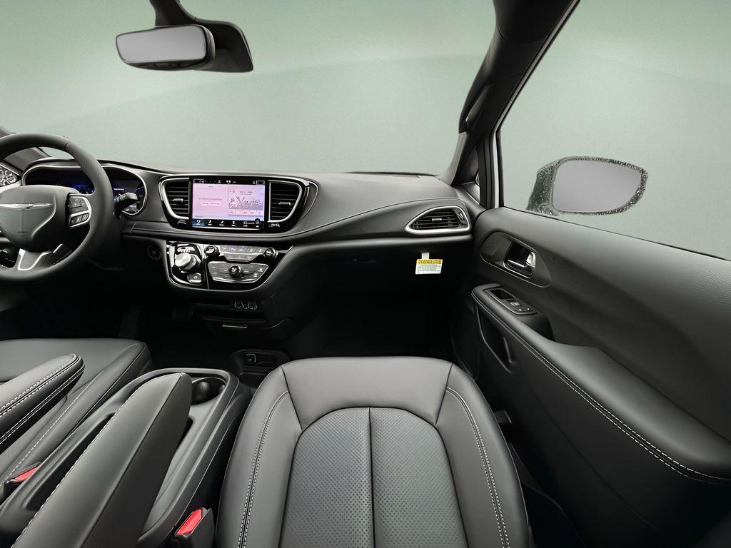 new 2025 Chrysler Pacifica car, priced at $34,969