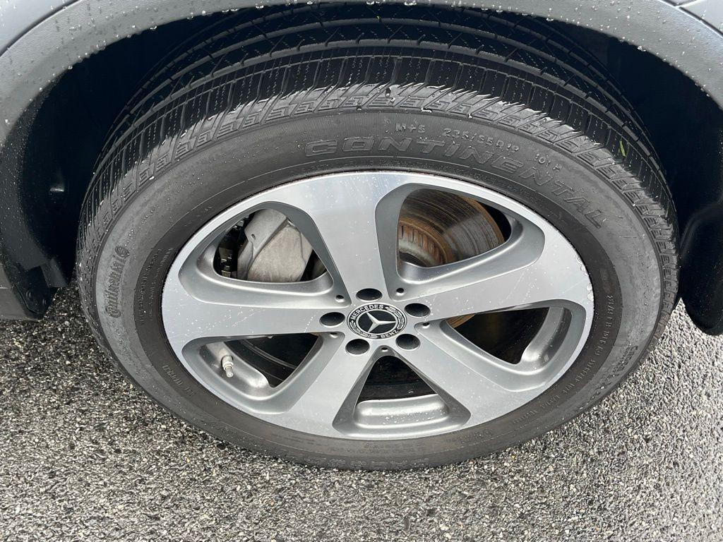 used 2022 Mercedes-Benz GLC 300 car, priced at $30,243