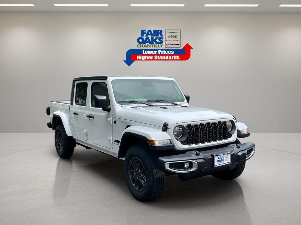 new 2025 Jeep Gladiator car, priced at $45,883