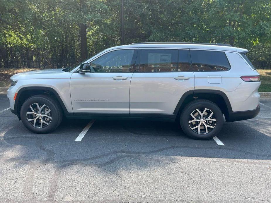 new 2024 Jeep Grand Cherokee L car, priced at $47,571