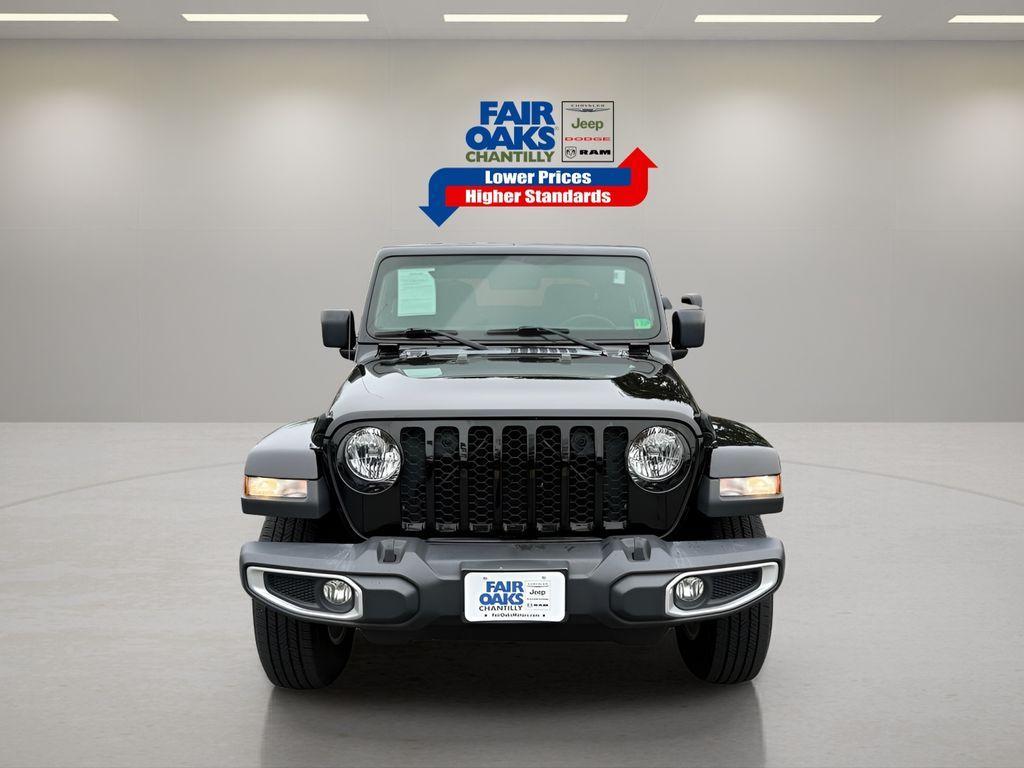 used 2022 Jeep Gladiator car, priced at $29,592