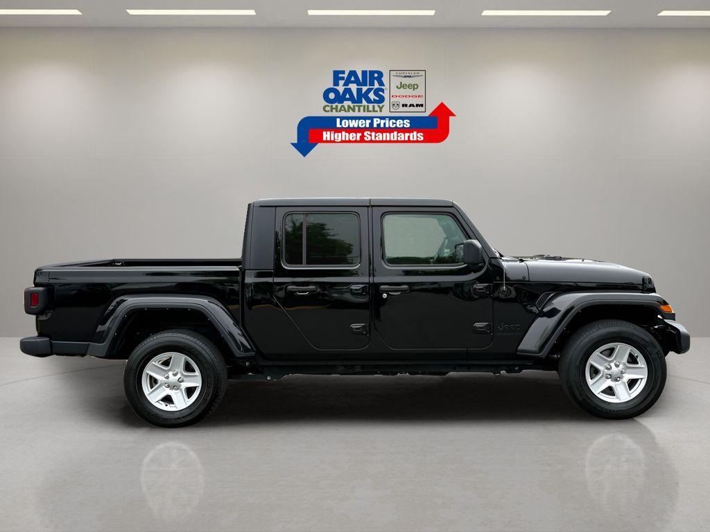 used 2022 Jeep Gladiator car, priced at $27,791