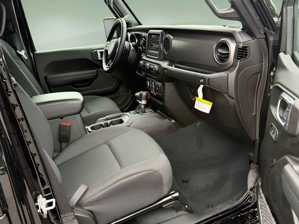 used 2022 Jeep Gladiator car, priced at $27,791