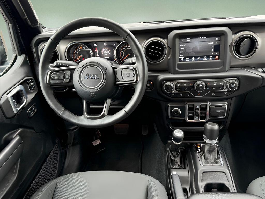 used 2022 Jeep Gladiator car, priced at $27,791