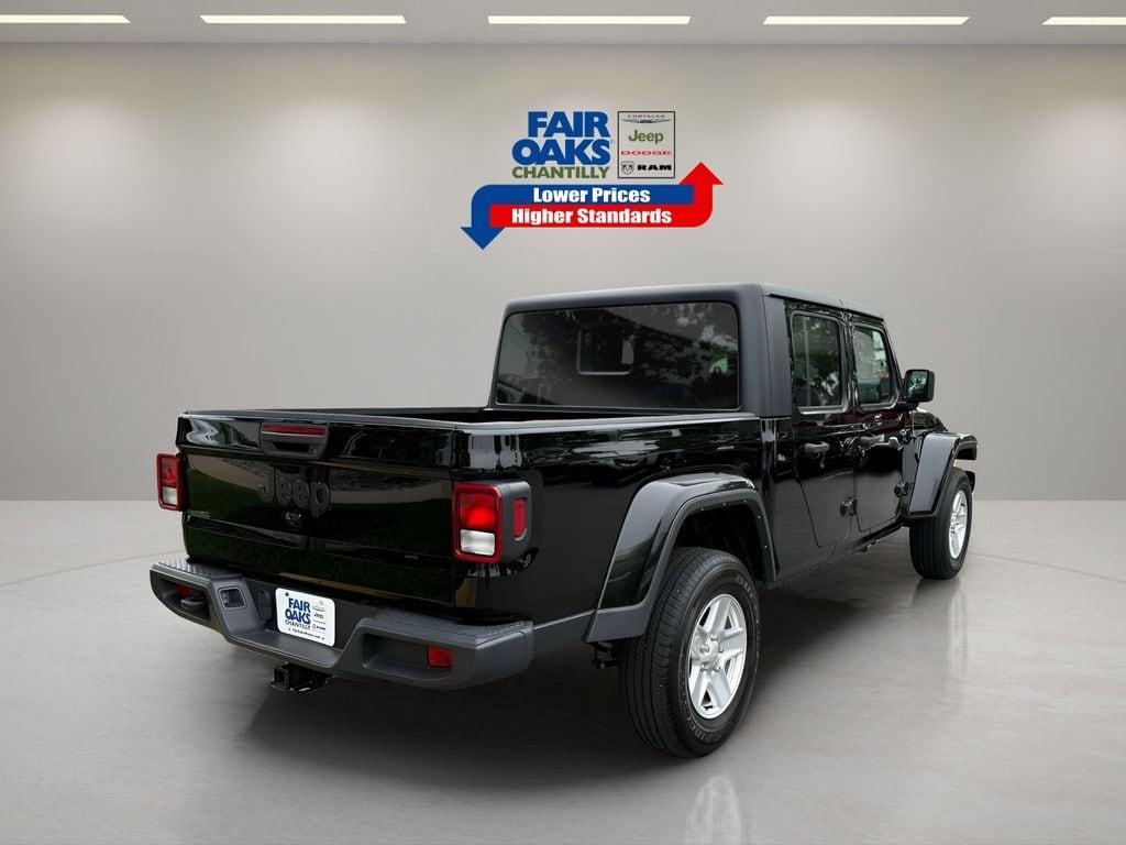 used 2022 Jeep Gladiator car, priced at $29,592