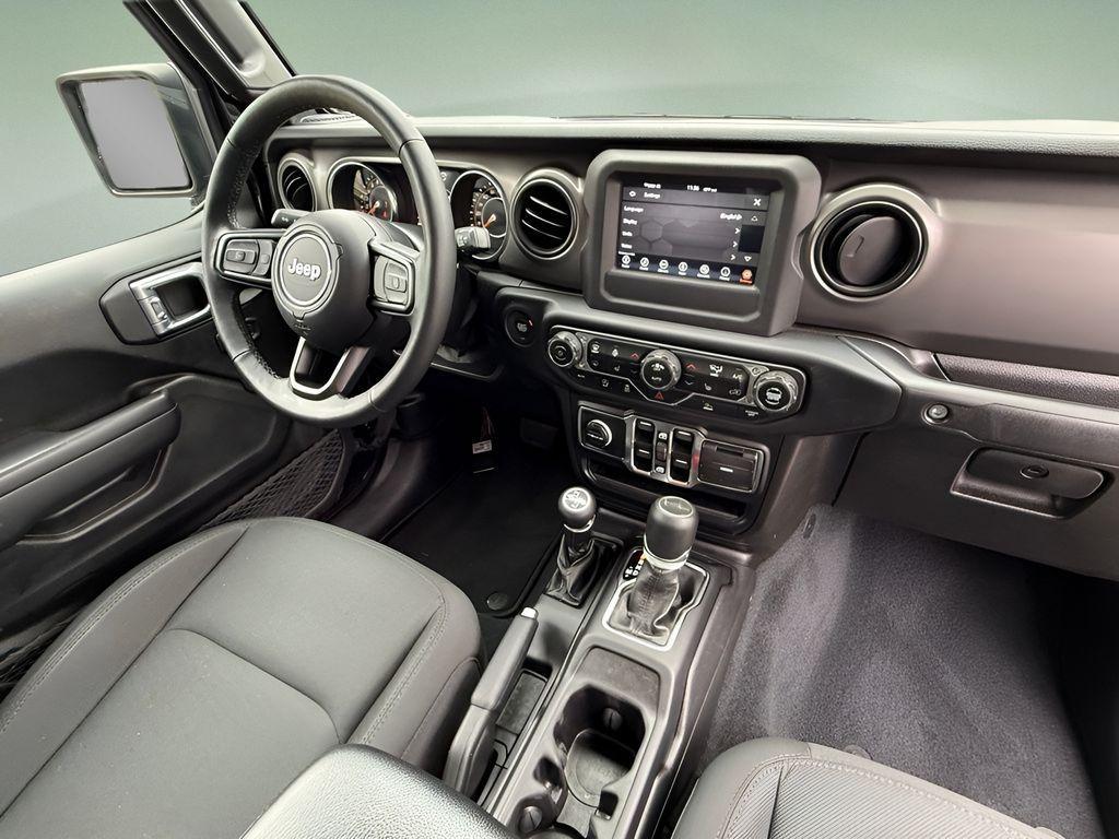 used 2022 Jeep Gladiator car, priced at $27,791
