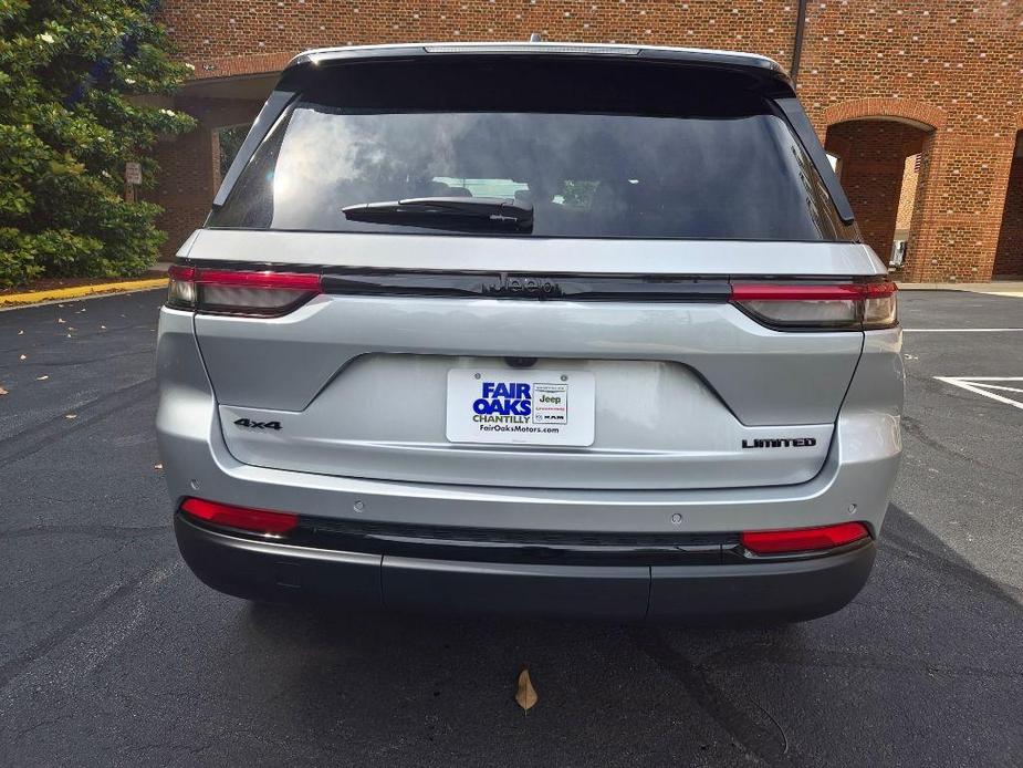 new 2024 Jeep Grand Cherokee car, priced at $44,798