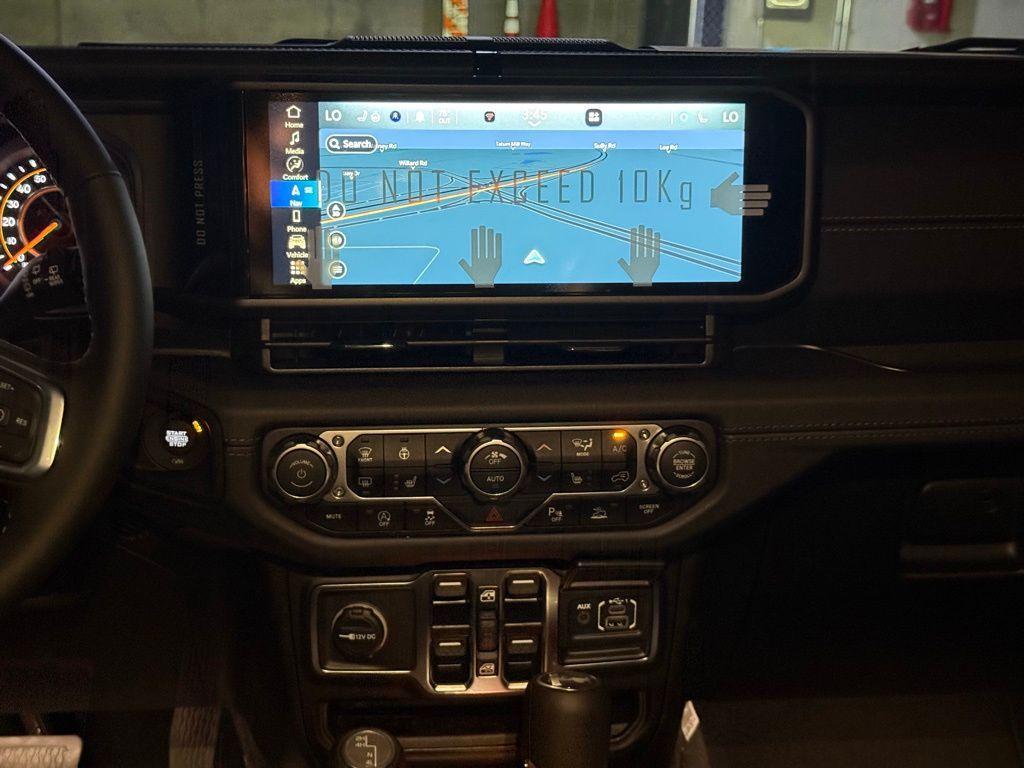 new 2025 Jeep Wrangler car, priced at $59,512