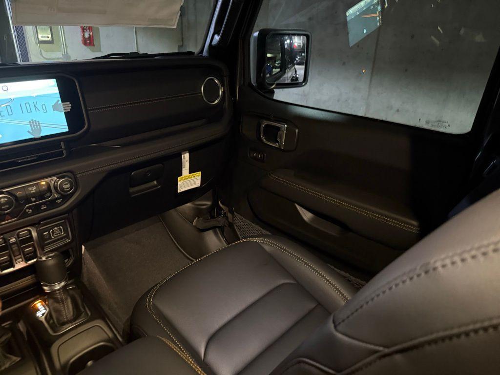 new 2025 Jeep Wrangler car, priced at $59,512