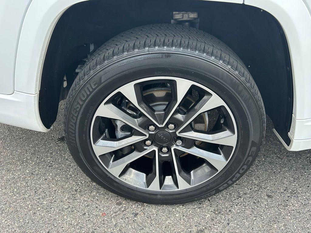 used 2022 Jeep Grand Cherokee L car, priced at $35,750