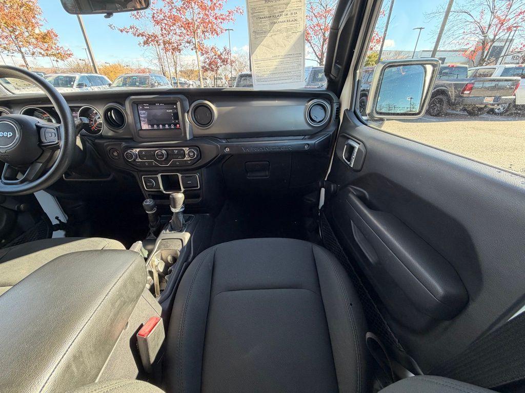 used 2022 Jeep Wrangler Unlimited car, priced at $33,150