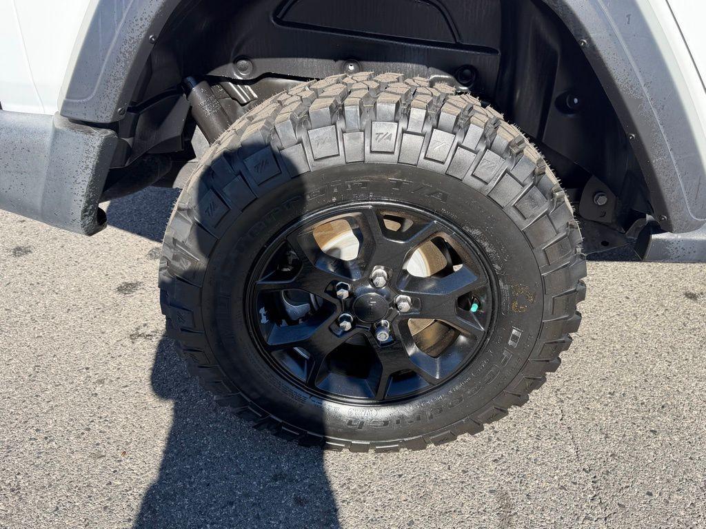 used 2022 Jeep Wrangler Unlimited car, priced at $33,150