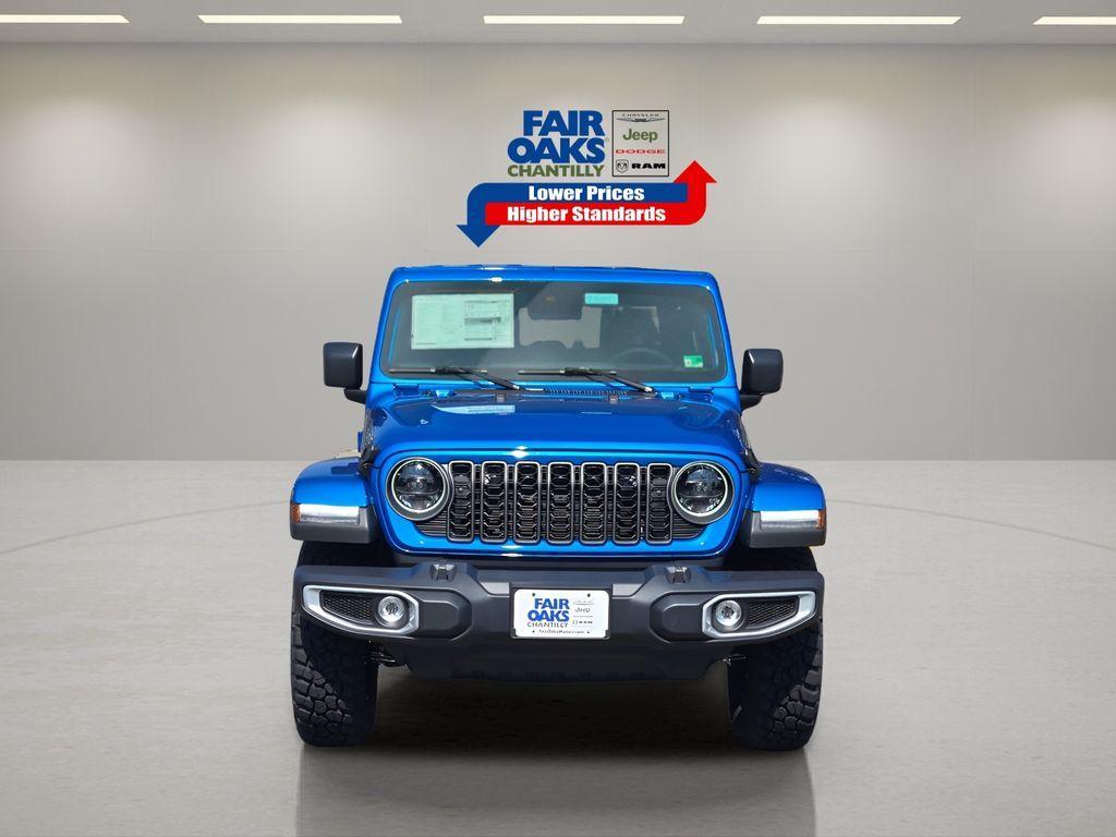 new 2025 Jeep Gladiator car, priced at $50,929