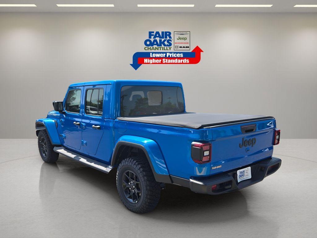new 2025 Jeep Gladiator car, priced at $50,929