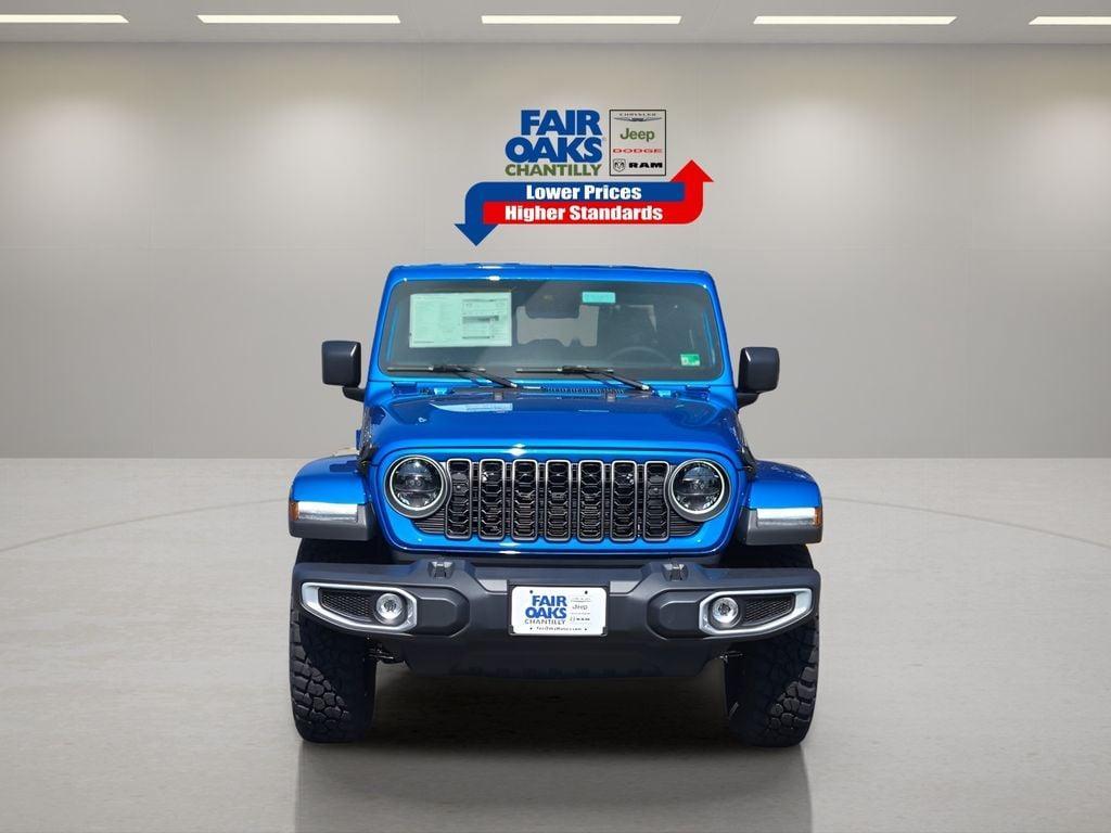 new 2025 Jeep Gladiator car, priced at $48,929
