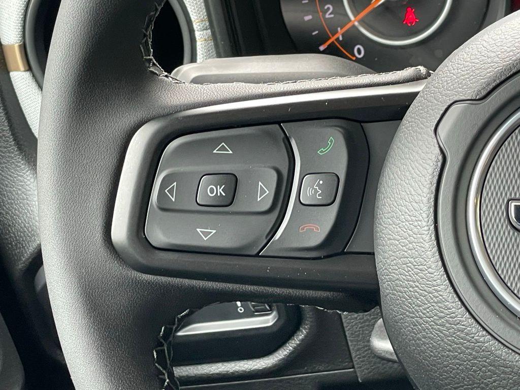 new 2025 Jeep Wrangler car