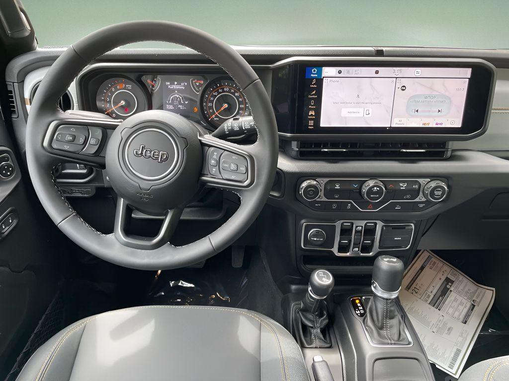 new 2025 Jeep Wrangler car