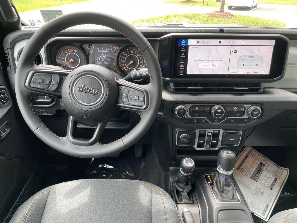 new 2025 Jeep Wrangler car