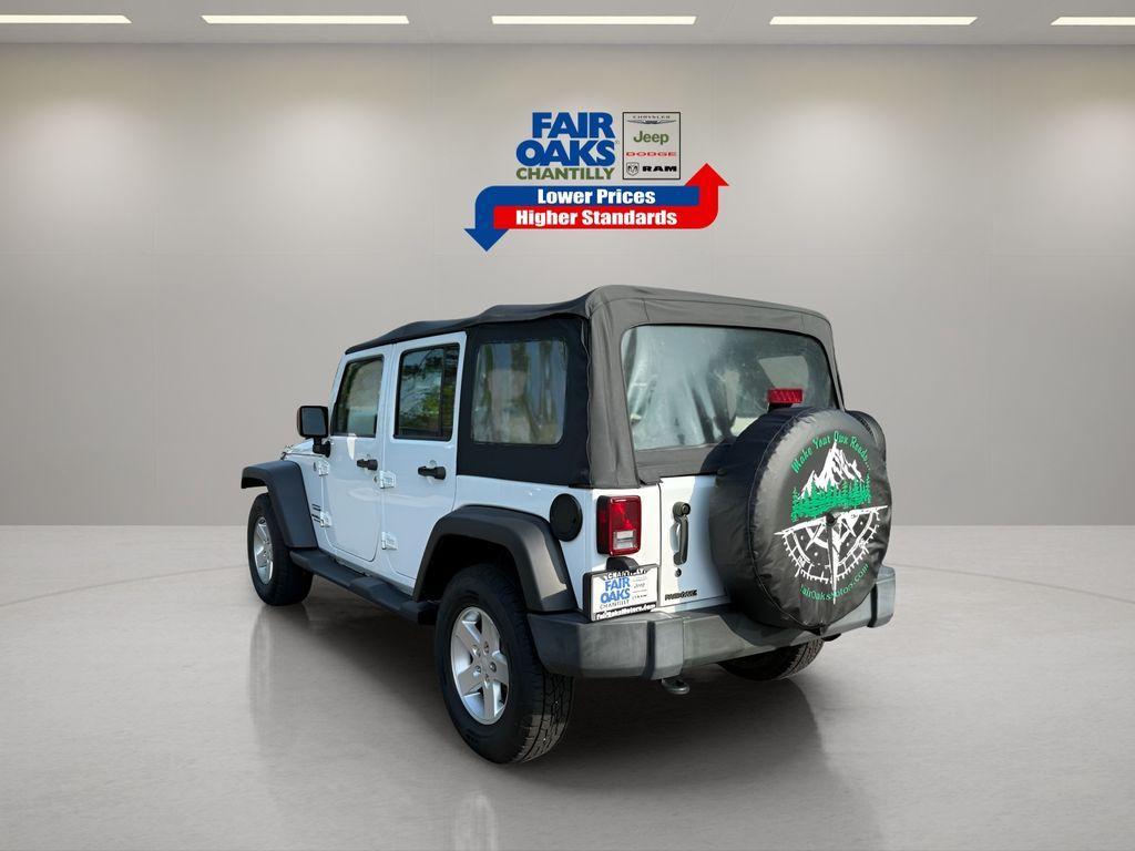 used 2015 Jeep Wrangler Unlimited car, priced at $18,599