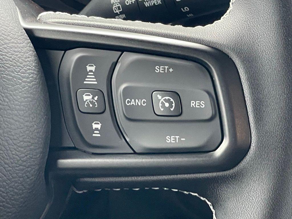 new 2025 Jeep Wrangler car, priced at $52,476