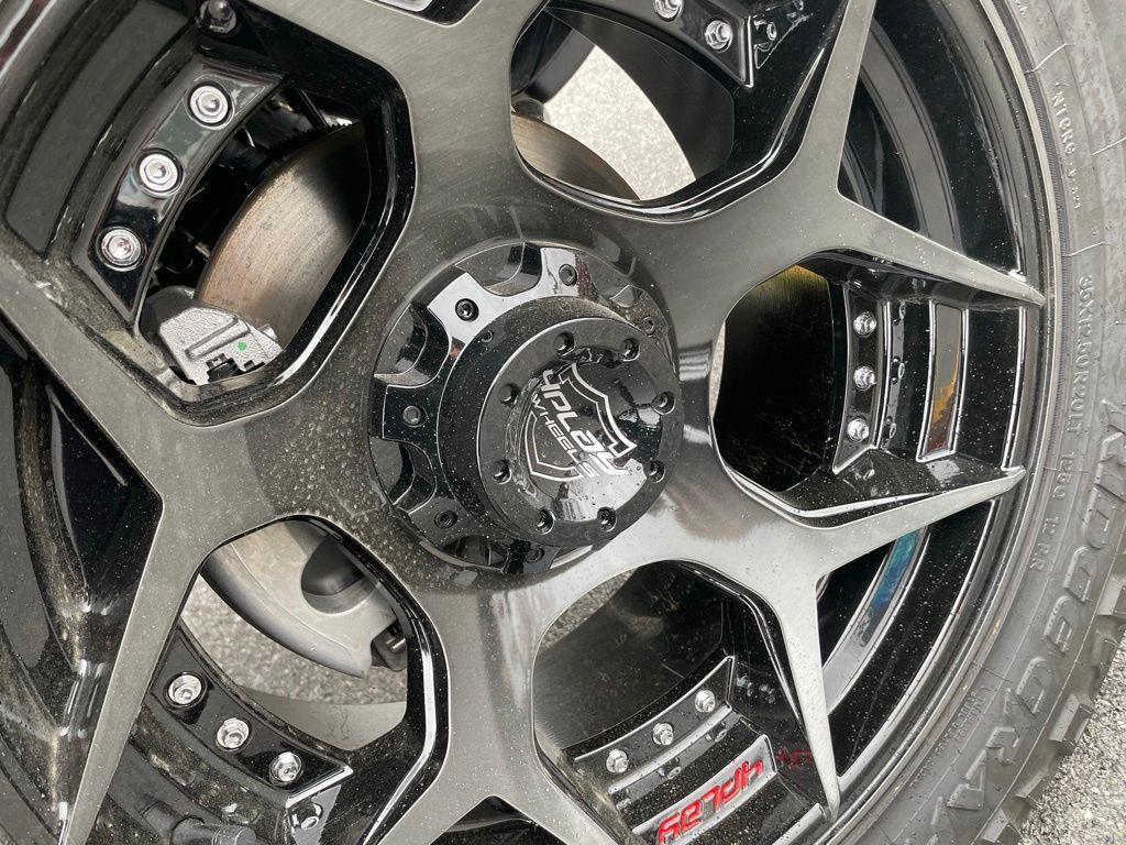new 2025 Jeep Wrangler car, priced at $52,476