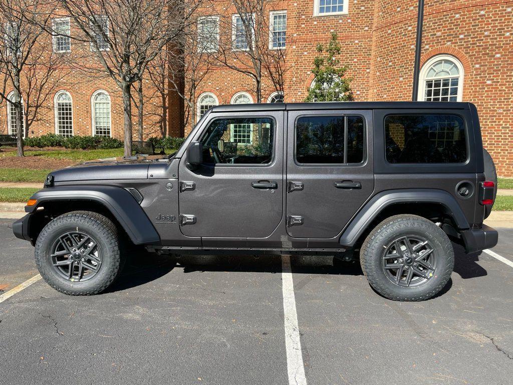 new 2025 Jeep Wrangler car, priced at $46,883