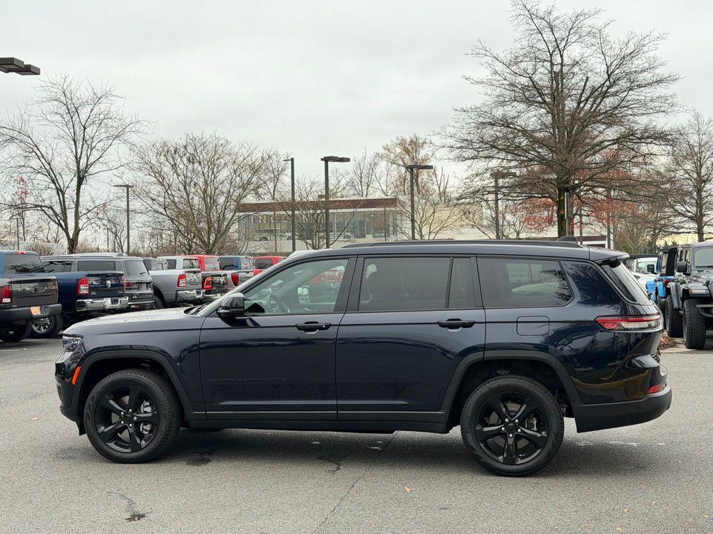 new 2024 Jeep Grand Cherokee L car, priced at $38,924